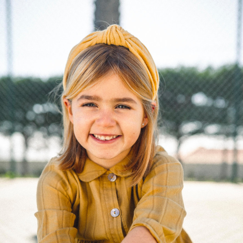 Bandolete Olivia Kids em Mostarda