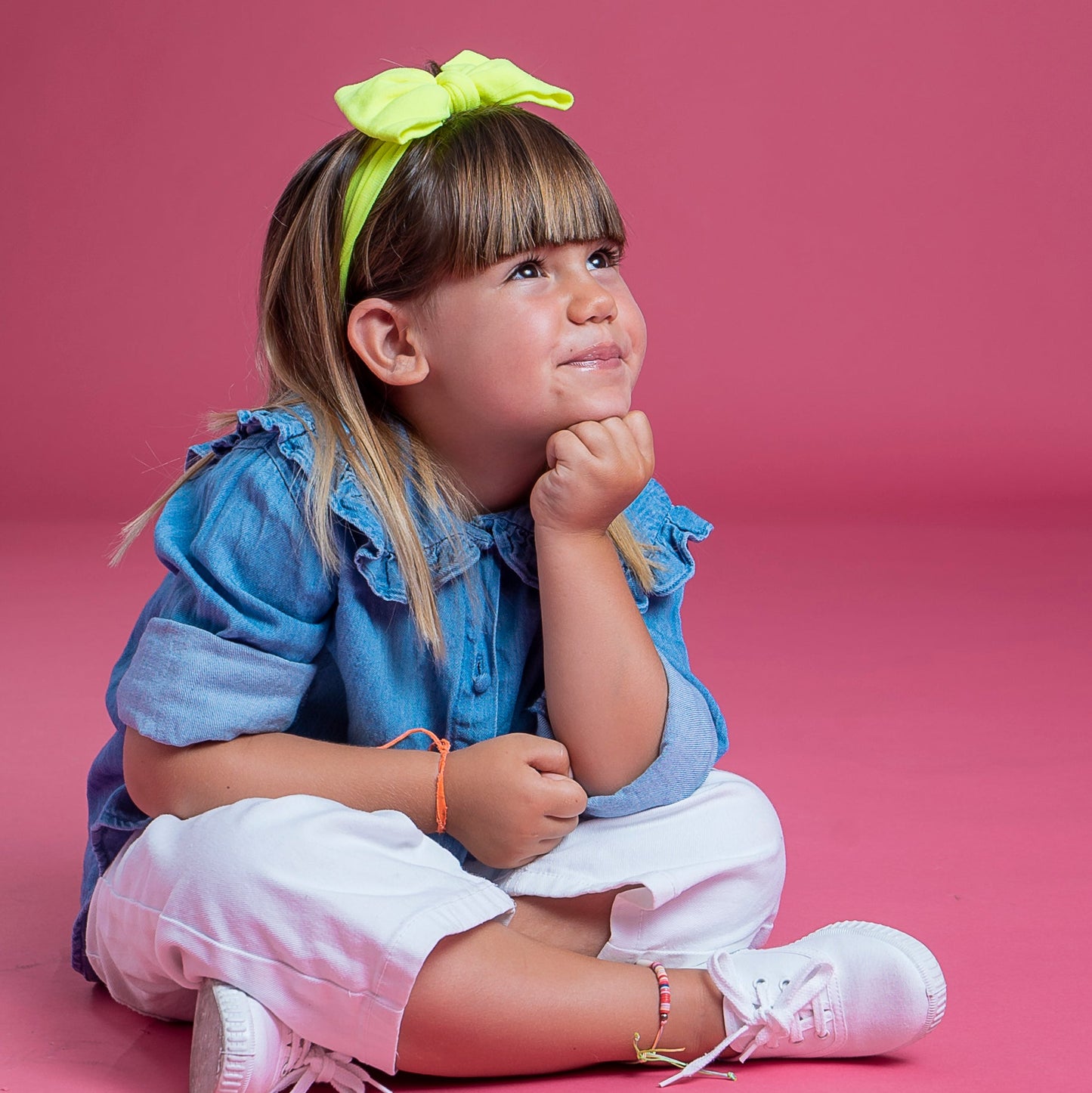 Fita Mary Bow em Amarelo Neon