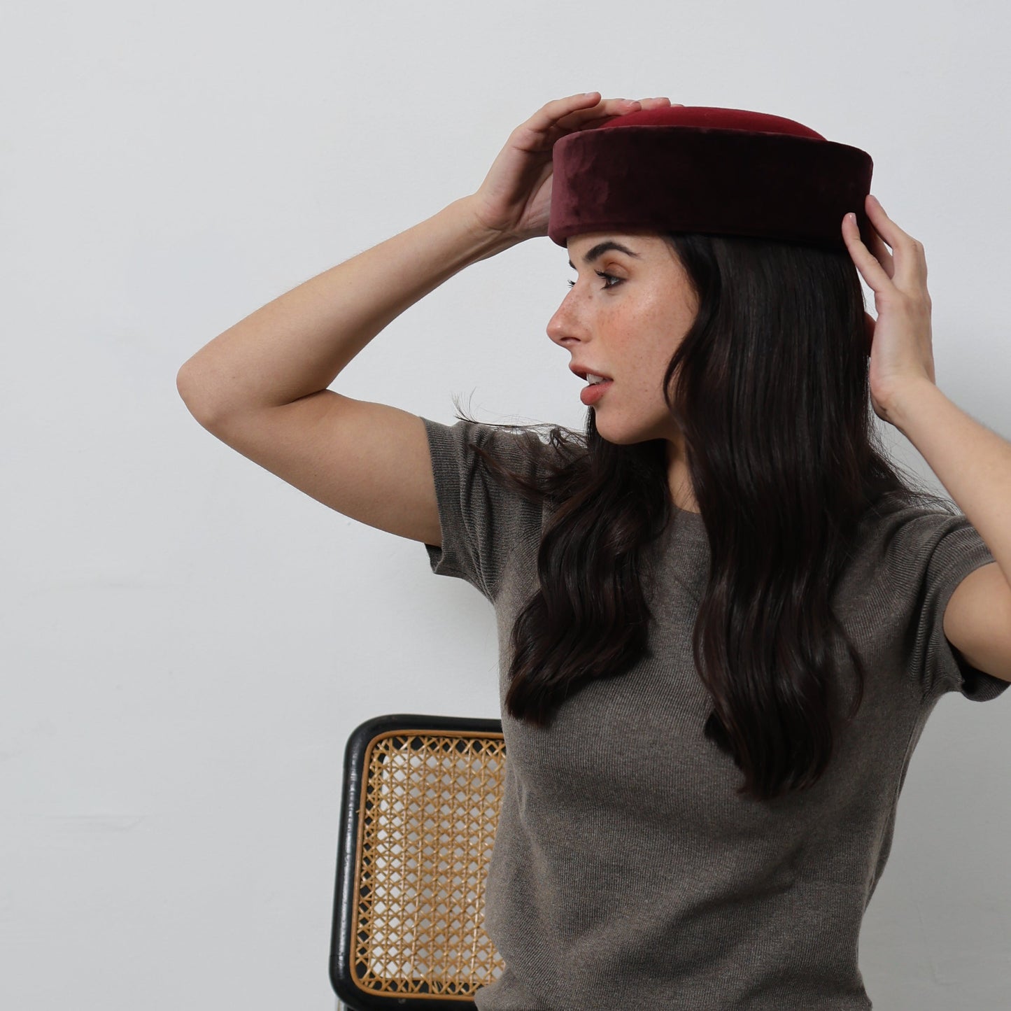 Jacqueline Hat Burgundy