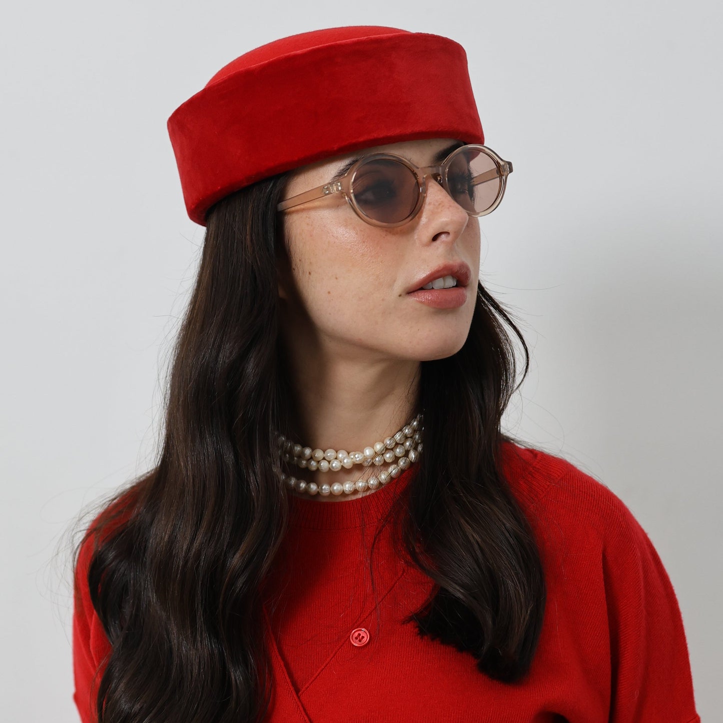 Jacqueline Hat Encarnado