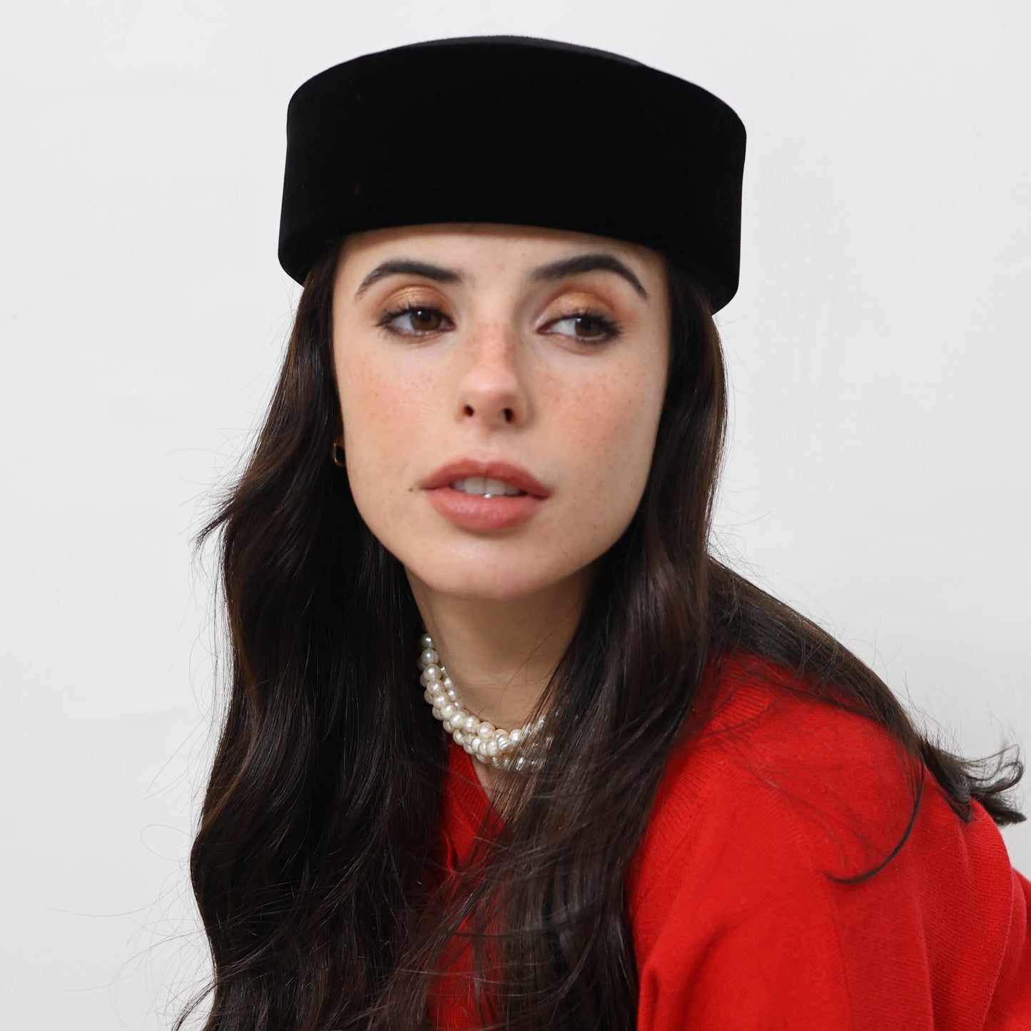Jacqueline Hat Preto