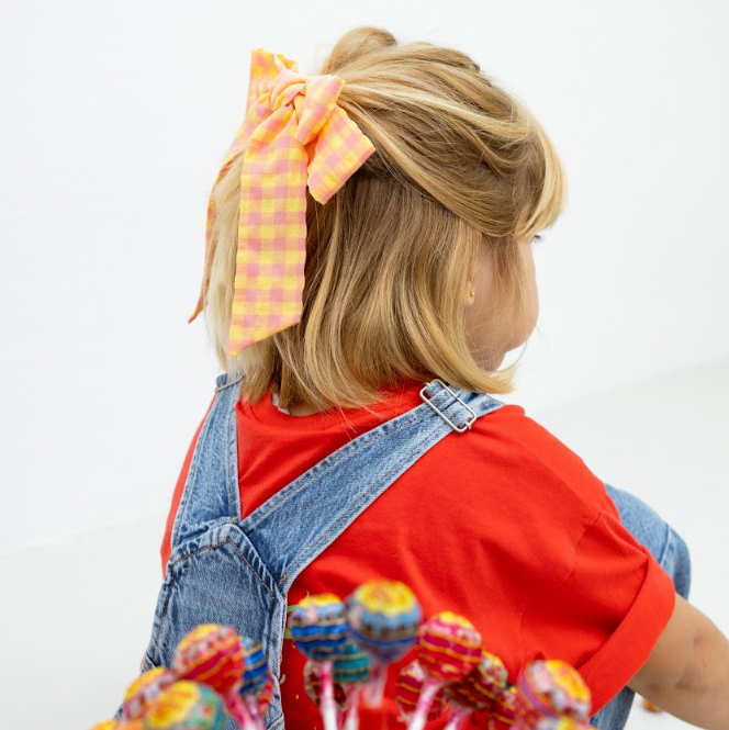 Laço Vitória Kids em Vichy Amarelo e Cor-de-Rosa
