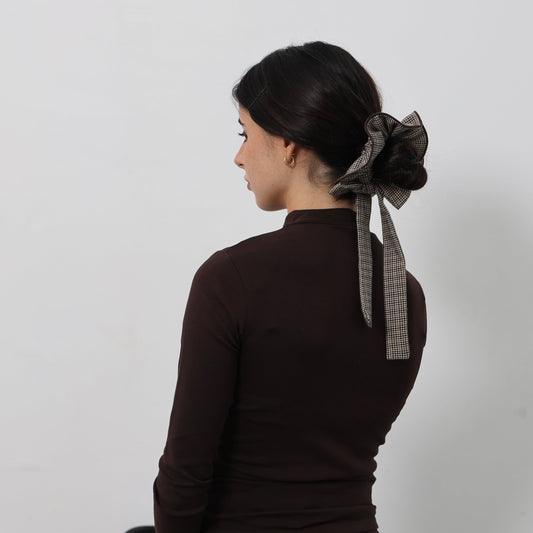 Mia Bun em Pied Poule Castanho