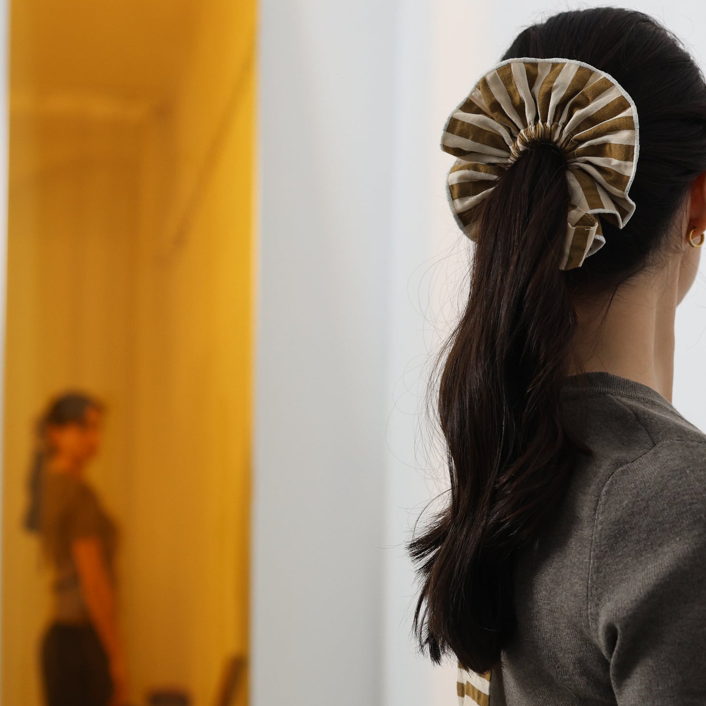 Mia Bun em Stripes Ecru