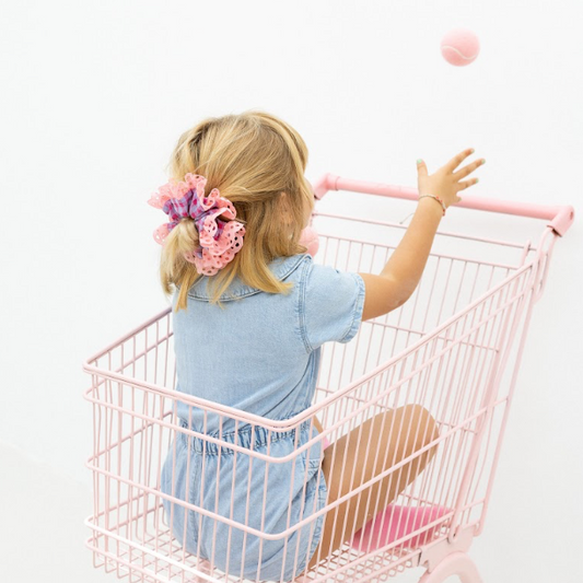 Scrunchie Folho em Vichy Lavanda e Cor-de-Rosa com Bordado Cor-de-Rosa